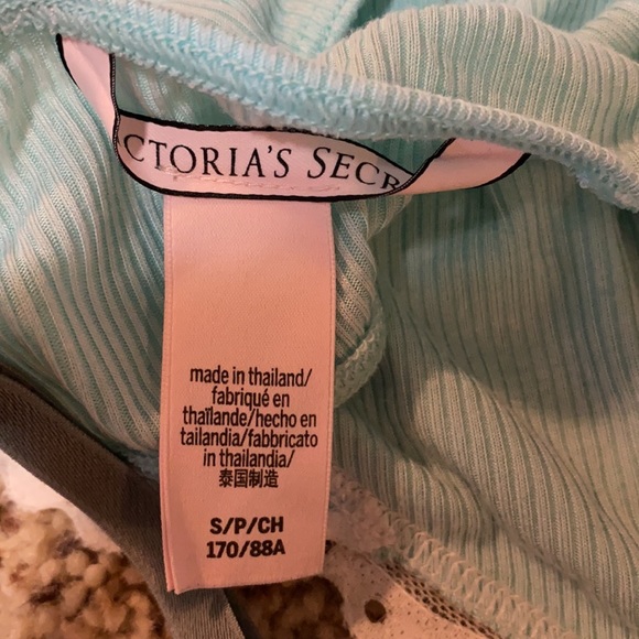 LIKE NEW Victoria’s Secret Sexy Lace lounge/sleep bra in beautiful aqua color! - Picture 4 of 4